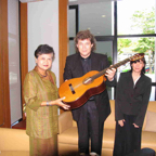 guitar donation to HM the King_6.jpg