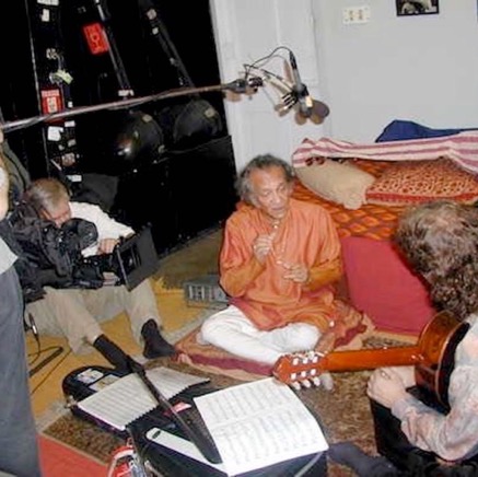 11_recording-the-Ravi-Shankar-documentary-for-BBC.jpg