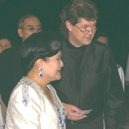 HM Queen Sirikij 3b.jpeg