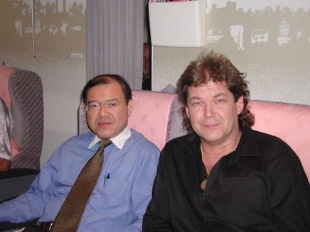 52_With HE Minister Dr. Supachai Phanichaphat.jpeg
