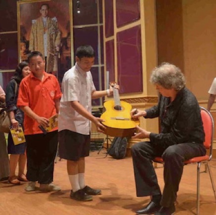 13_2013-08-26_phetchabun-aftershow_9.jpeg