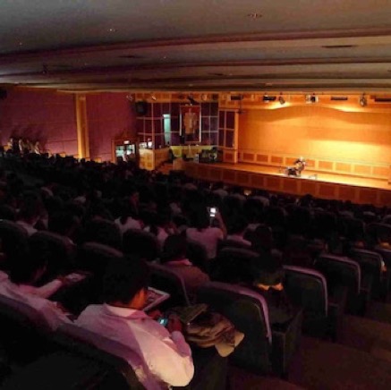 13_2013-08-26_phetchabun-concert_25.jpeg